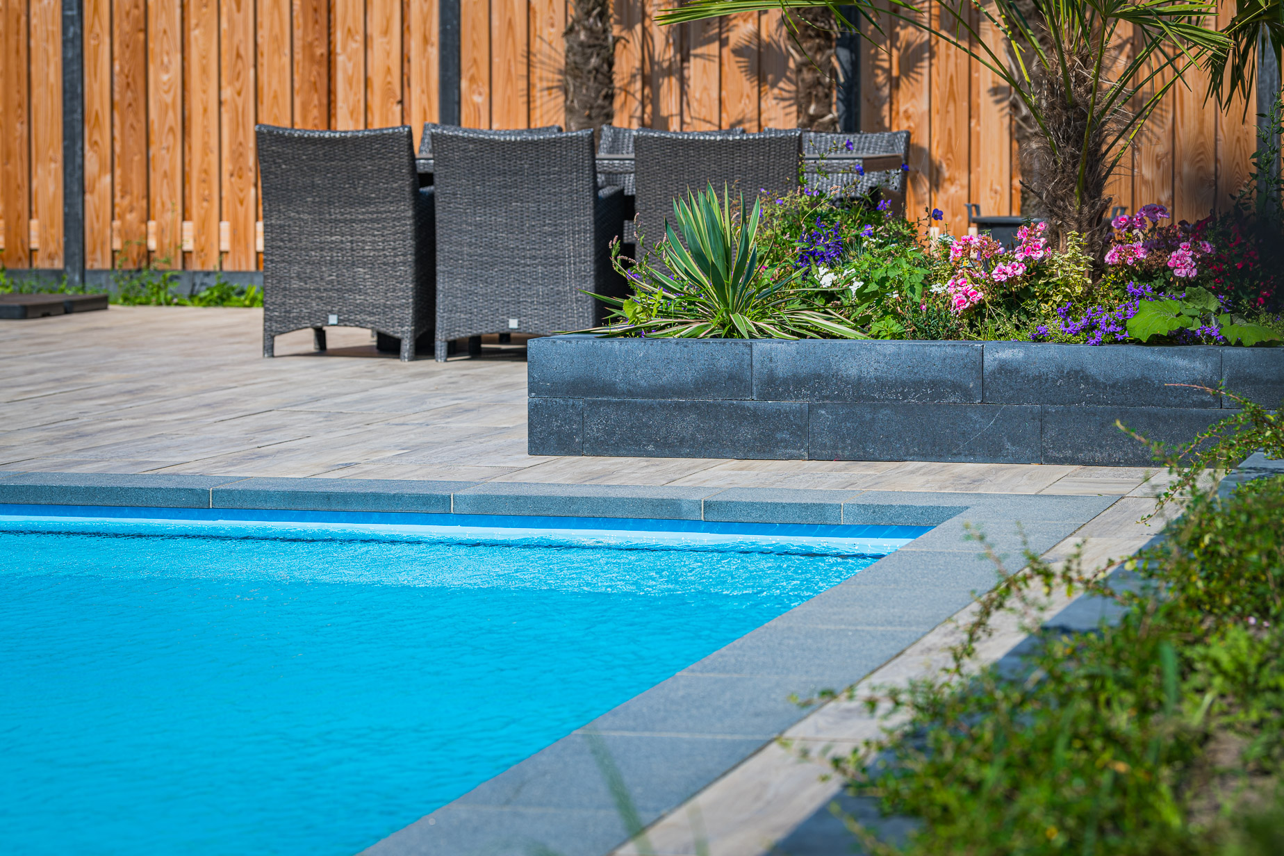 Bluefino Patio Tuinen – Biddinghuizen